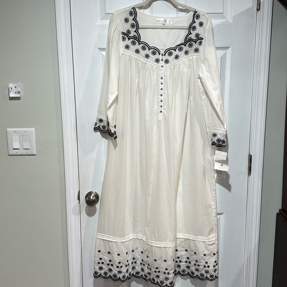 Eileen West night gown NWT Size M - Picture 1 of 7
